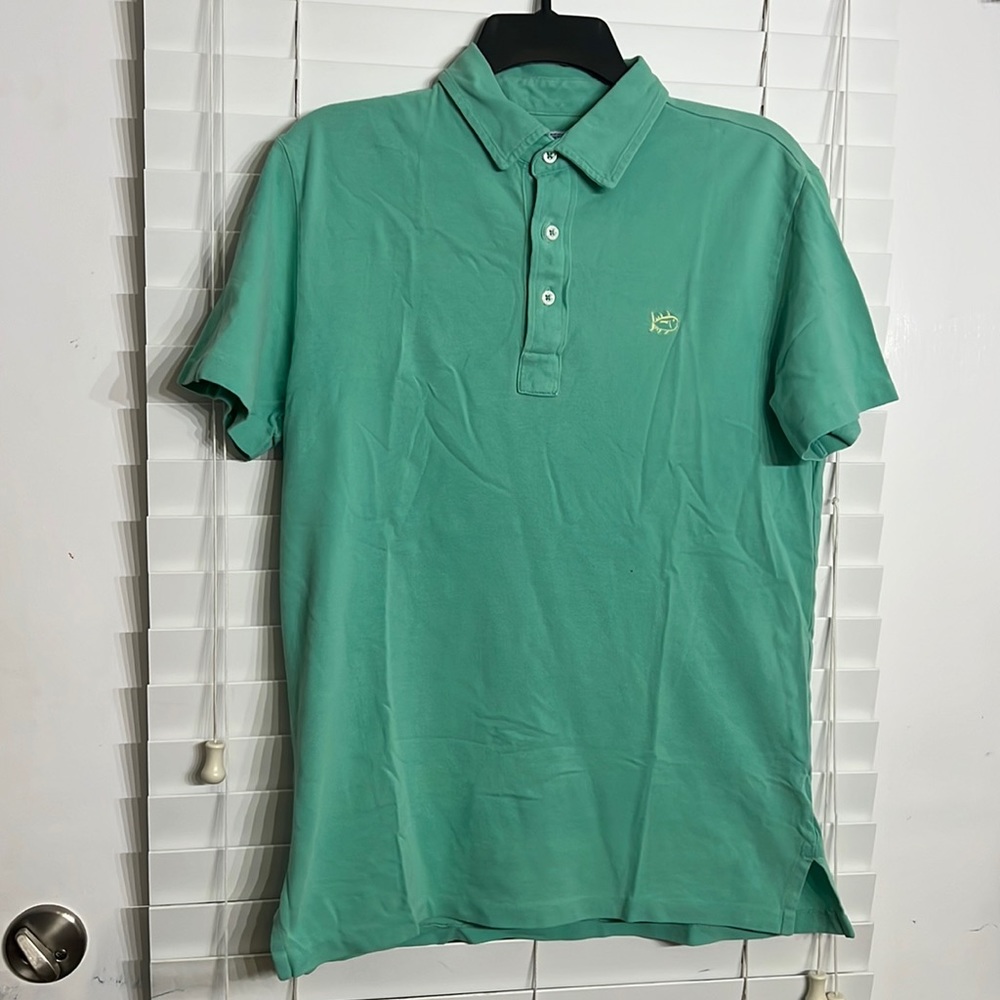 Southern Tide beachside polo. Trim fit. Size small